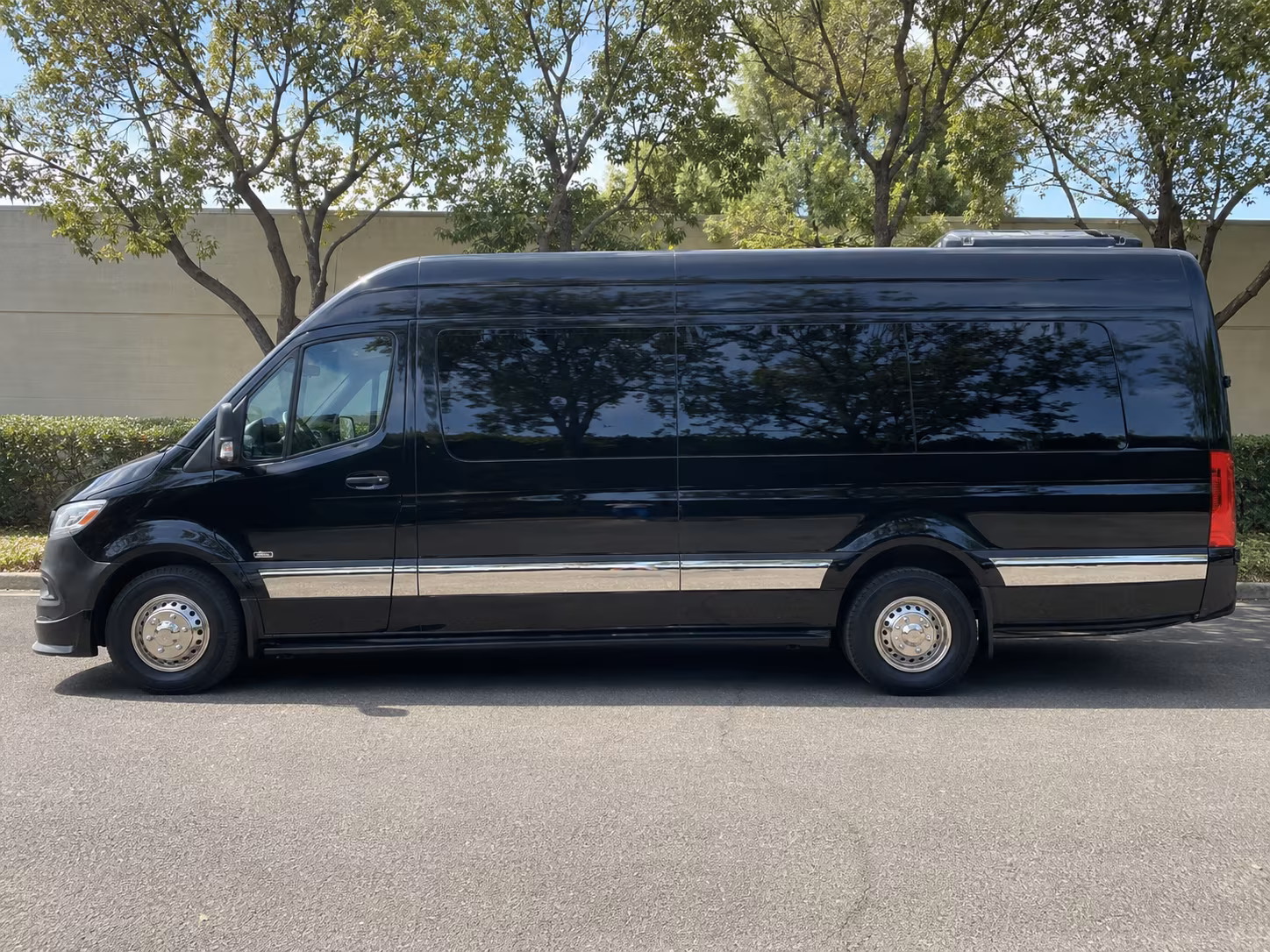 Baltimore Airport Shuttle & Transportation party bus exterior
