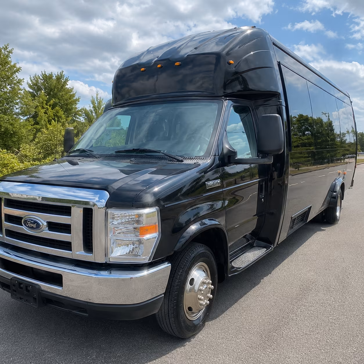 Glen Burnie Birthday, Sweet 16, & Quinceañera Party Bus Rentals