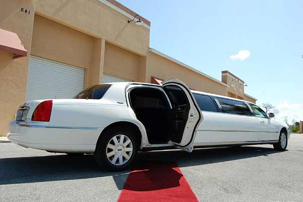 lincoln stretch limousine Bel Air